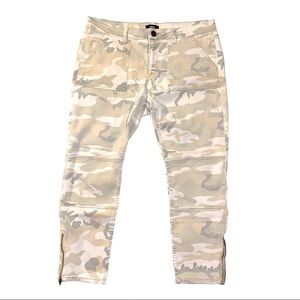 BDG Straight Leg Pants